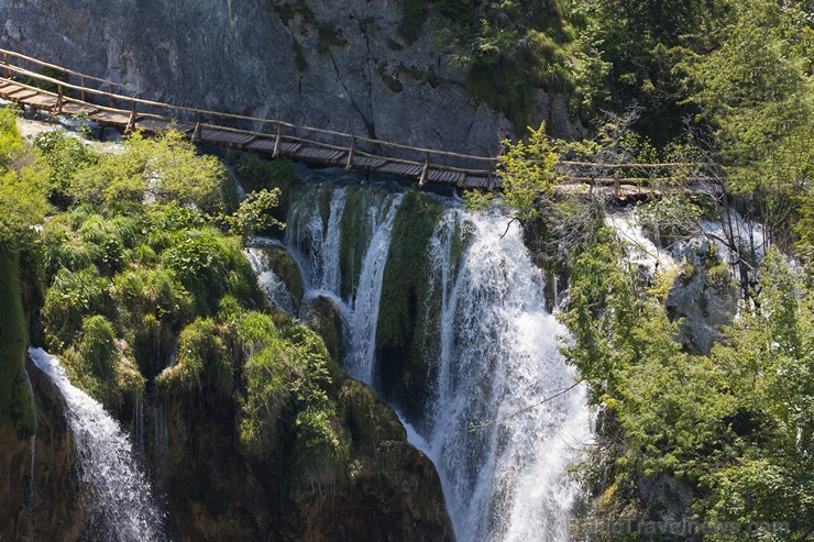 Travelnews.lv sadarbībā ar tūroperatoru Novatours apskata Plitvices ezerus, kas ir pirmais un lielākais Horvātijas nacionālais parks Travelnews.lv sadarbībā ar tūroperatoru Novatours apskata Plitvices ezerus, kas ir pirmais un lielākais Horvātijas nacionālais parks 176857