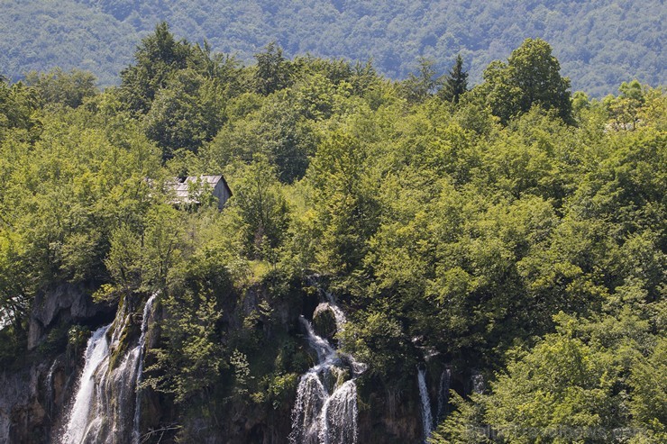 Travelnews.lv sadarbībā ar tūroperatoru Novatours apskata Plitvices ezerus, kas ir pirmais un lielākais Horvātijas nacionālais parks Travelnews.lv sadarbībā ar tūroperatoru Novatours apskata Plitvices ezerus, kas ir pirmais un lielākais Horvātijas nacionālais parks 176858
