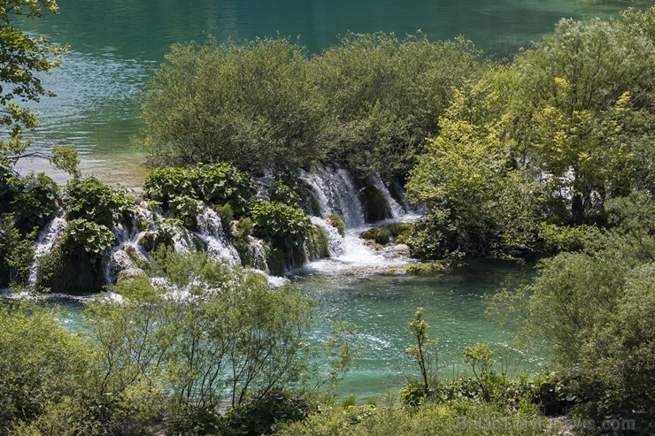 Travelnews.lv sadarbībā ar tūroperatoru Novatours apskata Plitvices ezerus, kas ir pirmais un lielākais Horvātijas nacionālais parks Travelnews.lv sadarbībā ar tūroperatoru Novatours apskata Plitvices ezerus, kas ir pirmais un lielākais Horvātijas nacionālais parks 176860