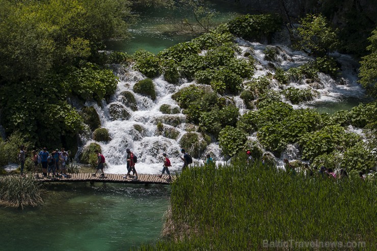 Travelnews.lv sadarbībā ar tūroperatoru Novatours apskata Plitvices ezerus, kas ir pirmais un lielākais Horvātijas nacionālais parks Travelnews.lv sadarbībā ar tūroperatoru Novatours apskata Plitvices ezerus, kas ir pirmais un lielākais Horvātijas nacionālais parks 176862