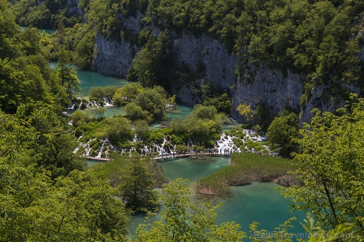 Travelnews.lv sadarbībā ar tūroperatoru Novatours apskata Plitvices ezerus, kas ir pirmais un lielākais Horvātijas nacionālais parks Travelnews.lv sadarbībā ar tūroperatoru Novatours apskata Plitvices ezerus, kas ir pirmais un lielākais Horvātijas nacionālais parks 176865