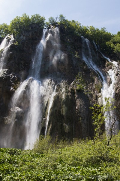 Travelnews.lv sadarbībā ar tūroperatoru Novatours apskata Plitvices ezerus, kas ir pirmais un lielākais Horvātijas nacionālais parks Travelnews.lv sadarbībā ar tūroperatoru Novatours apskata Plitvices ezerus, kas ir pirmais un lielākais Horvātijas nacionālais parks 176893
