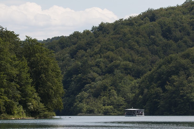 Travelnews.lv sadarbībā ar tūroperatoru Novatours apskata Plitvices ezerus, kas ir pirmais un lielākais Horvātijas nacionālais parks Travelnews.lv sadarbībā ar tūroperatoru Novatours apskata Plitvices ezerus, kas ir pirmais un lielākais Horvātijas nacionālais parks 176911