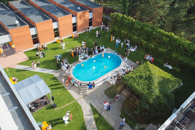 Ar kūrorta pilsētas cienīgu balli atklāta un darbu uzsākusi 4 zvaigžņu viesnīca «SemaraH Hotel Lielupe SPA & Conferences» Ar kūrorta pilsētas cienīgu balli atklāta un darbu uzsākusi 4 zvaigžņu viesnīca «SemaraH Hotel Lielupe SPA & Conferences» 178149