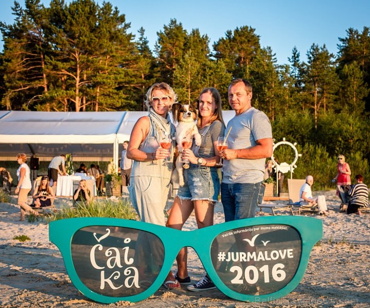 Vasaras pludmales kafejnīca «Čaika Family» apvieno visas svarīgākās komponentes kvalitatīvai atpūtai – veselīgus ēdienus, izklaides iespējas, kā arī g Vasaras pludmales kafejnīca «Čaika Family» apvieno visas svarīgākās komponentes kvalitatīvai atpūtai – veselīgus ēdienus, izklaides iespējas, kā arī g 178591