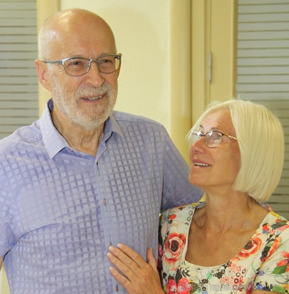 Leģendārs ģeogrāfs un tūrisma firmas «Jēkaba Ceļojumi» vadītājs Uldis Alksnis svin 70 gadu jubileju un tuvākajās nedēļās grasās iekarot Kazbeka virsot Leģendārs ģeogrāfs un tūrisma firmas «Jēkaba Ceļojumi» vadītājs Uldis Alksnis svin 70 gadu jubileju un tuvākajās nedēļās grasās iekarot Kazbeka virsot 179330