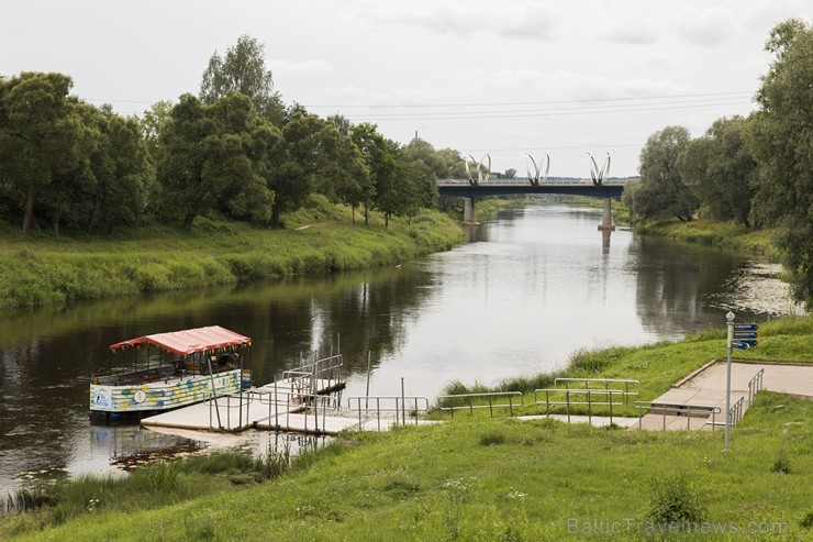 Izbrauciens ar Gaujas tramvaju ir brīnišķīgs veids kā iepazīt ievērojamākos Valmieras apskates objektus no Gaujas Izbrauciens ar Gaujas tramvaju ir brīnišķīgs veids kā iepazīt ievērojamākos Valmieras apskates objektus no Gaujas 179425