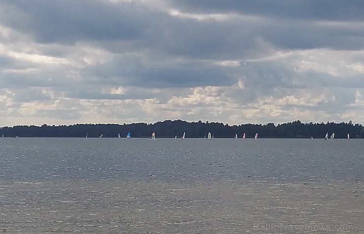 Latgales kempingā «Siveri» pulcējas sportiski Sivera ezera regates dalībnieki. Foto: Samsung Galaxy Note4 Latgales kempingā «Siveri» pulcējas sportiski Sivera ezera regates dalībnieki. Foto: Samsung Galaxy Note4 179730
