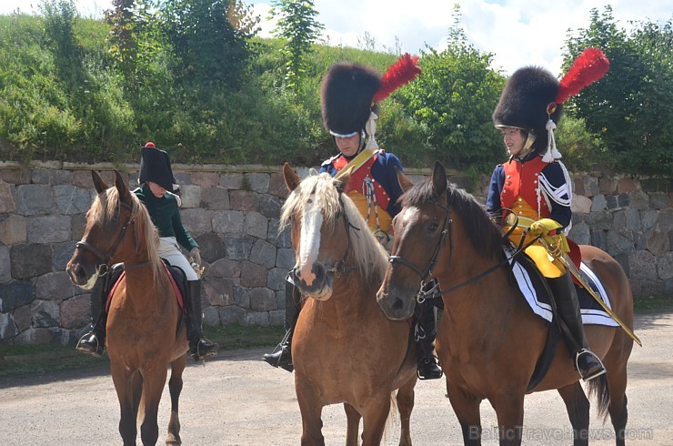Daugavpils cietoksnī risinājās jau 2. Starptautiskais kara vēstures rekonstrukcijas klubu festivāls Daugavpils cietoksnī risinājās jau 2. Starptautiskais kara vēstures rekonstrukcijas klubu festivāls