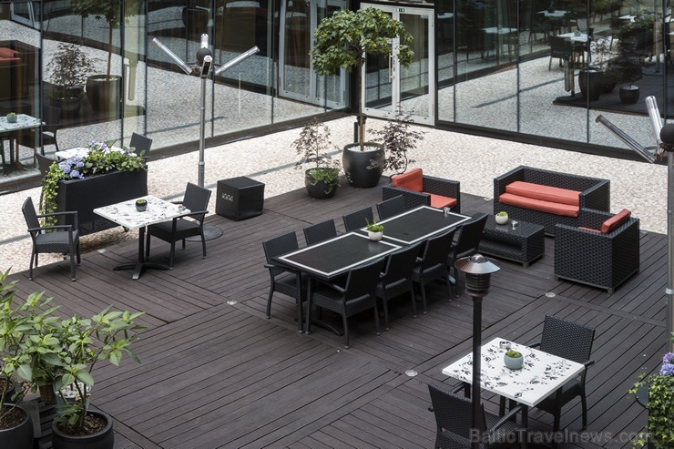 Travelnews.lv apskata Radisson Blu Elizabete restorāna C.U.T. āra terasi - www.restaurantcut.lv 179801