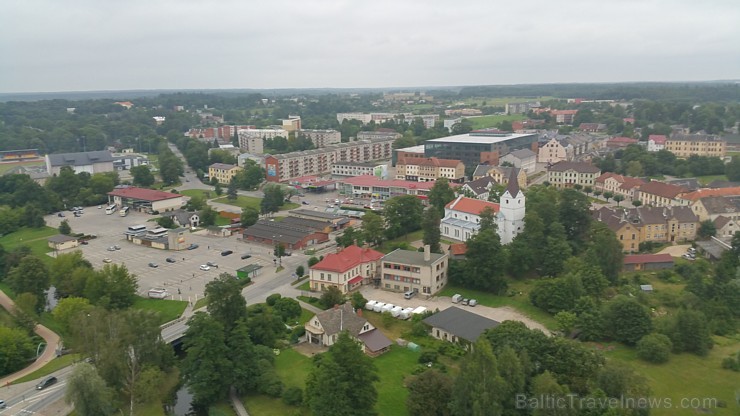 Travelnews.lv redakcija ar jauno Audi A3 Sportback dodas palidot ar LMT gaisa balonu virs Saldus apkārtnes Travelnews.lv redakcija ar jauno Audi A3 Sportback dodas palidot ar LMT gaisa balonu virs Saldus apkārtnes 180401