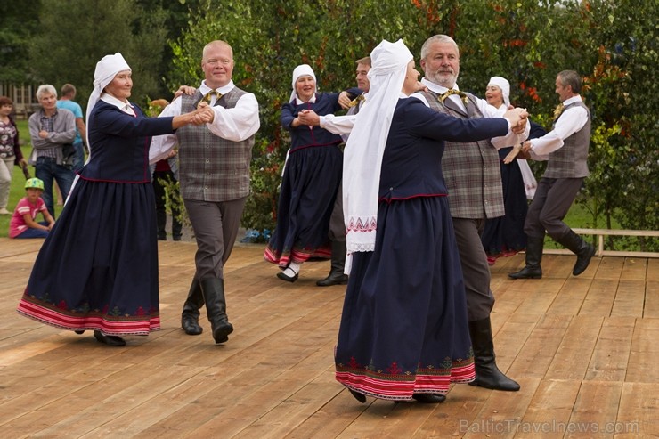 Ar krāšņu un daudzveidīgu svētku programmu Limbaži atzīmē 793. jubileju 180972