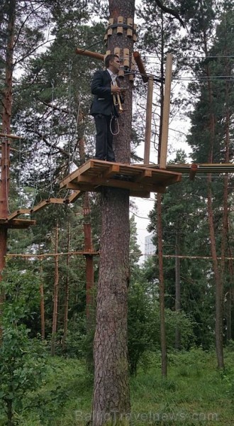Četru dienu garumā gan pilsētas iedzīvotāji, gan viesi baudīja plašu kultūras un sporta programmu, vērojot vairāku jaunu atpūtas objektu atklāšanu Četru dienu garumā gan pilsētas iedzīvotāji, gan viesi baudīja plašu kultūras un sporta programmu, vērojot vairāku jaunu atpūtas objektu atklāšanu 181181