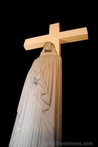 Aglonā uz svētkiem pulcējas vairāki desmiti tūkstoši ticīgo, svētceļotāju un viesu 181615