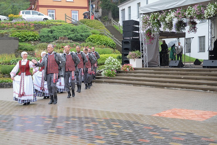 Talsos ar plašu vērienu atzīmēja Talsu draugu dienas Prieņu zīmē un rīkoja tradicionālo Dižmāras gadatirgu ar devīzi Talsos ar plašu vērienu atzīmēja Talsu draugu dienas Prieņu zīmē un rīkoja tradicionālo Dižmāras gadatirgu ar devīzi