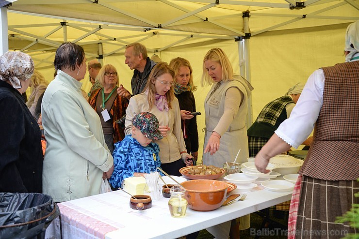 Talsos ar plašu vērienu atzīmēja Talsu draugu dienas Prieņu zīmē un rīkoja tradicionālo Dižmāras gadatirgu ar devīzi Talsos ar plašu vērienu atzīmēja Talsu draugu dienas Prieņu zīmē un rīkoja tradicionālo Dižmāras gadatirgu ar devīzi