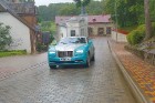 Travelnews.lv ar Rolls Royce Dawn startē no Hotel Bergs un apceļo Kurzemi