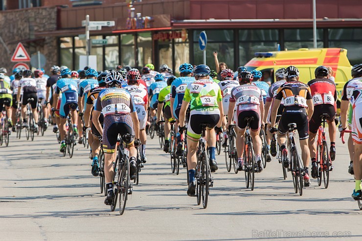 Jau otro gadu pēc kārtas Olainē norisinājās vērienīgie «Latvijas Velo svētki», kuros tika apbalvoti rezultatīvākie un atraktīvākie riteņbraukšanas pro Jau otro gadu pēc kārtas Olainē norisinājās vērienīgie «Latvijas Velo svētki», kuros tika apbalvoti rezultatīvākie un atraktīvākie riteņbraukšanas pro 182450