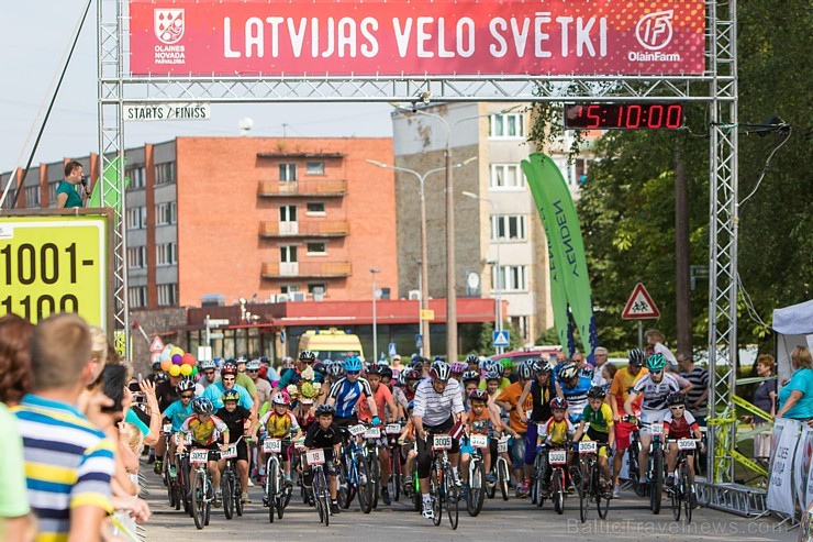Jau otro gadu pēc kārtas Olainē norisinājās vērienīgie «Latvijas Velo svētki», kuros tika apbalvoti rezultatīvākie un atraktīvākie riteņbraukšanas pro Jau otro gadu pēc kārtas Olainē norisinājās vērienīgie «Latvijas Velo svētki», kuros tika apbalvoti rezultatīvākie un atraktīvākie riteņbraukšanas pro 182461