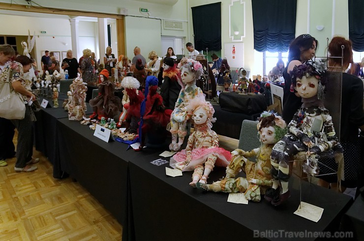 Preiļi trīs dienu garumā ar sportiskiem, kulturāliem notikumiem, košu gājienu un starptautisko leļļu festivālu svinējuši pilsētas svētkus Preiļi trīs dienu garumā ar sportiskiem, kulturāliem notikumiem, košu gājienu un starptautisko leļļu festivālu svinējuši pilsētas svētkus 182595