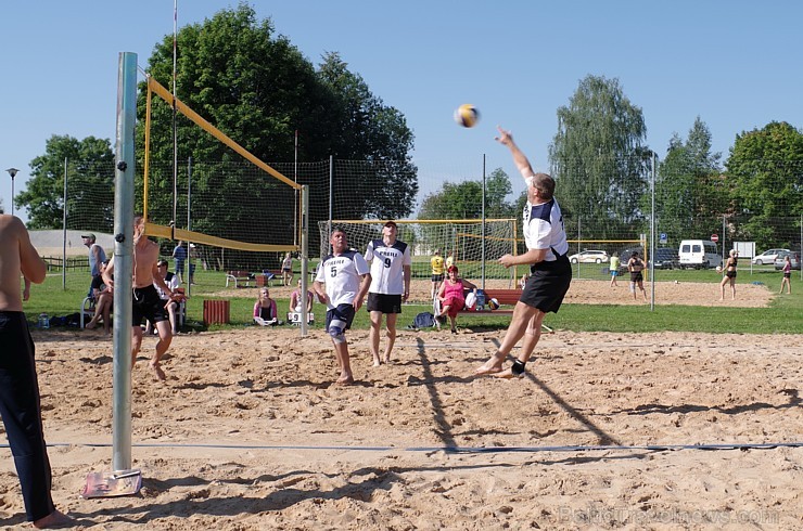 Preiļi trīs dienu garumā ar sportiskiem, kulturāliem notikumiem, košu gājienu un starptautisko leļļu festivālu svinējuši pilsētas svētkus Preiļi trīs dienu garumā ar sportiskiem, kulturāliem notikumiem, košu gājienu un starptautisko leļļu festivālu svinējuši pilsētas svētkus 182608