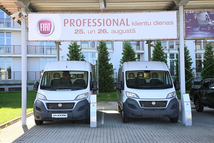 Pagājušās nedēļas nogalē aizritējušas Fiat Professional klientu dienas, kur ikvienam bija iespēja iepazīties ar jaunajiem Fiat Professional modeļiem. Pagājušās nedēļas nogalē aizritējušas Fiat Professional klientu dienas, kur ikvienam bija iespēja iepazīties ar jaunajiem Fiat Professional modeļiem. 182757