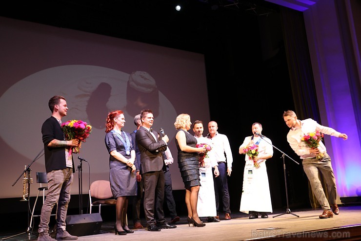 «Latvijas 2016.gada pavārs» un «Latvijas pavārzellis 2016» titulu īpašnieki 9.09.2016 tika sveikti Vecmīlgrāvja kultūras namā «Ziemeļblāzma», ko organ «Latvijas 2016.gada pavārs» un «Latvijas pavārzellis 2016» titulu īpašnieki 9.09.2016 tika sveikti Vecmīlgrāvja kultūras namā «Ziemeļblāzma», ko organ 183781