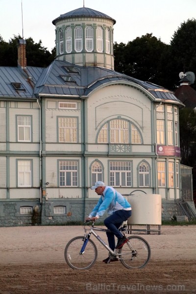 Jūrmala pēc vasaras pludmales uzdzīves iegūst romantisma auru 184134