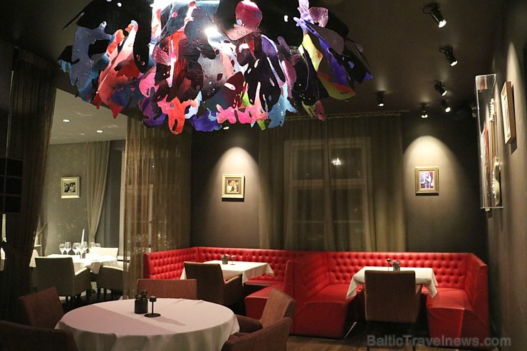 Vecrīgas restorāns  «Ribs & Rock» slavē ribiņas un burvīgu atmosfēru roka gaisotnē 184402