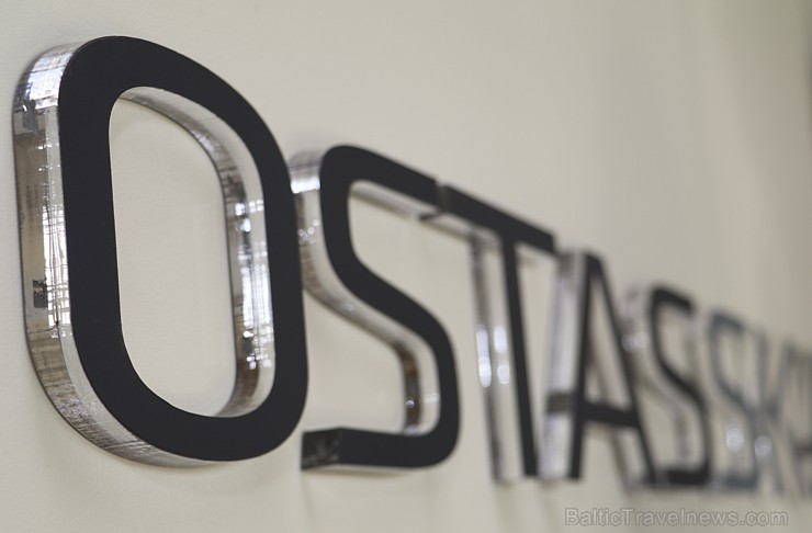 «Neste» Tūrisma dienā uzsauc pusdienas restorānā «Ostas Skati» ar somu pasaules klases burātāju un «Finnair» pilotu Ari Huusela «Neste» Tūrisma dienā uzsauc pusdienas restorānā «Ostas Skati» ar somu pasaules klases burātāju un «Finnair» pilotu Ari Huusela 184950