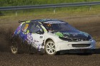 Ar pārsteigumiem un bagātām cīņām sporta kompleksā «333» noslēdzas Latvijas rallijkrosa sezona