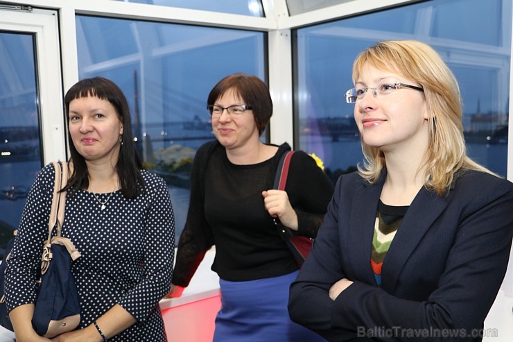 Pārdaugavas viesnīca «Radisson Blu Hotel Daugava» prezentē Ziemassvētkus un iepazīstina ar jauno direktoru Pārdaugavas viesnīca «Radisson Blu Hotel Daugava» prezentē Ziemassvētkus un iepazīstina ar jauno direktoru 186307