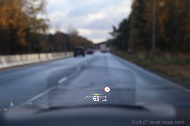 Travelnews.lv redakcija ar jauno Renault Megane iepazīst rudenīgo Sēliju 187310