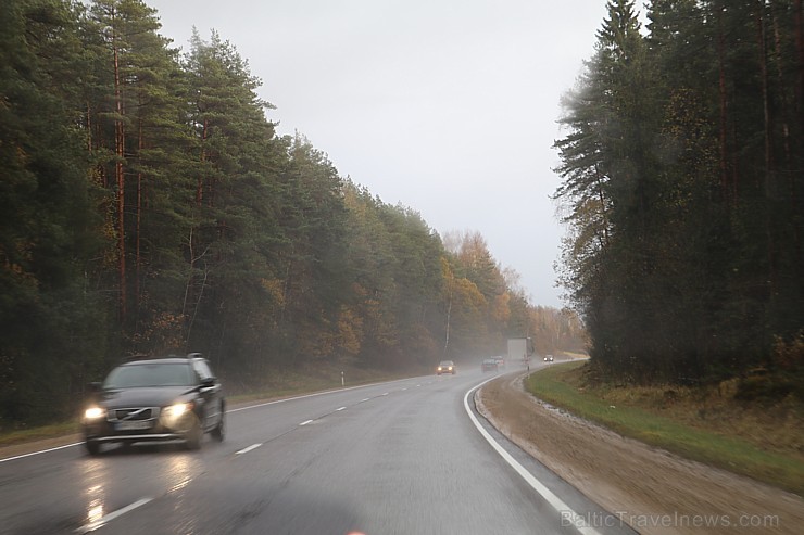Travelnews.lv redakcija ar jauno Renault Megane iepazīst rudenīgo Sēliju 187317