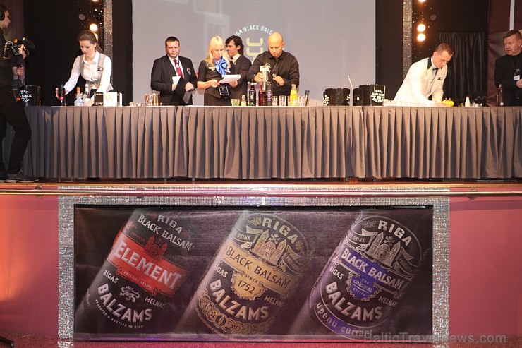 Starptautiskais bārmeņu konkurss «Riga Black Balsam Global Cocktail Challenge 2016» 24.11.2016 pulcē gandrīz 50 dalībniekus no 19 valstīm Starptautiskais bārmeņu konkurss «Riga Black Balsam Global Cocktail Challenge 2016» 24.11.2016 pulcē gandrīz 50 dalībniekus no 19 valstīm 188556