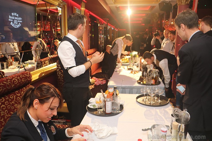 Starptautiskais bārmeņu konkurss «Riga Black Balsam Global Cocktail Challenge 2016» 24.11.2016 pulcē gandrīz 50 dalībniekus no 19 valstīm Starptautiskais bārmeņu konkurss «Riga Black Balsam Global Cocktail Challenge 2016» 24.11.2016 pulcē gandrīz 50 dalībniekus no 19 valstīm 188567