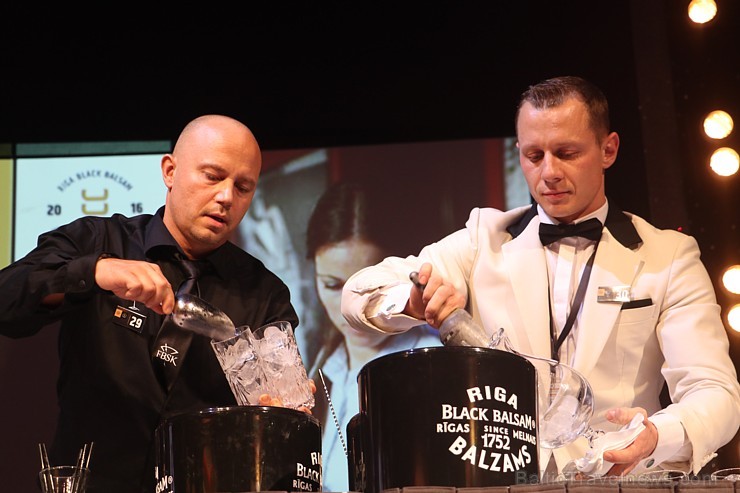 Starptautiskais bārmeņu konkurss «Riga Black Balsam Global Cocktail Challenge 2016» 24.11.2016 pulcē gandrīz 50 dalībniekus no 19 valstīm Starptautiskais bārmeņu konkurss «Riga Black Balsam Global Cocktail Challenge 2016» 24.11.2016 pulcē gandrīz 50 dalībniekus no 19 valstīm 188579