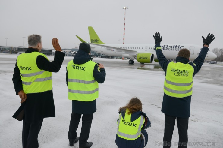 Rīga. Šodien, 2016.gada 30.novembrī Latvijas lidsabiedrība airBaltic Rīgā sagaidīja pasaulē pirmo Bombardier CS300 lidmašīnu. Rīga. Šodien, 2016.gada 30.novembrī Latvijas lidsabiedrība airBaltic Rīgā sagaidīja pasaulē pirmo Bombardier CS300 lidmašīnu. 188879
