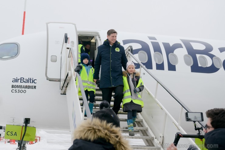 Rīga. Šodien, 2016.gada 30.novembrī Latvijas lidsabiedrība airBaltic Rīgā sagaidīja pasaulē pirmo Bombardier CS300 lidmašīnu. Rīga. Šodien, 2016.gada 30.novembrī Latvijas lidsabiedrība airBaltic Rīgā sagaidīja pasaulē pirmo Bombardier CS300 lidmašīnu. 188890