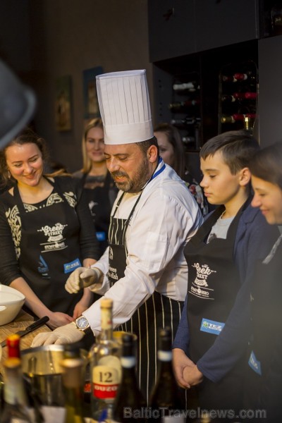Grieķijas viesnīcu ķēde «Aldemar Resorts» un tūroperators «Tez Tour» atklāj gastronomiskos noslēpumus Grieķijas viesnīcu ķēde «Aldemar Resorts» un tūroperators «Tez Tour» atklāj gastronomiskos noslēpumus 189691