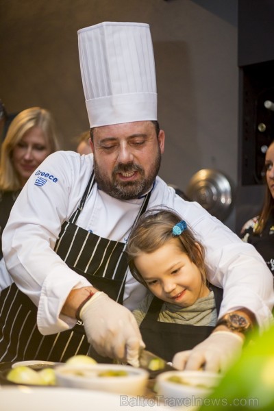 Grieķijas viesnīcu ķēde «Aldemar Resorts» un tūroperators «Tez Tour» atklāj gastronomiskos noslēpumus Grieķijas viesnīcu ķēde «Aldemar Resorts» un tūroperators «Tez Tour» atklāj gastronomiskos noslēpumus 189693