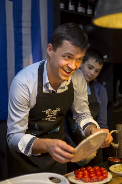 Grieķijas viesnīcu ķēde «Aldemar Resorts» un tūroperators «Tez Tour» atklāj gastronomiskos noslēpumus Grieķijas viesnīcu ķēde «Aldemar Resorts» un tūroperators «Tez Tour» atklāj gastronomiskos noslēpumus 189696