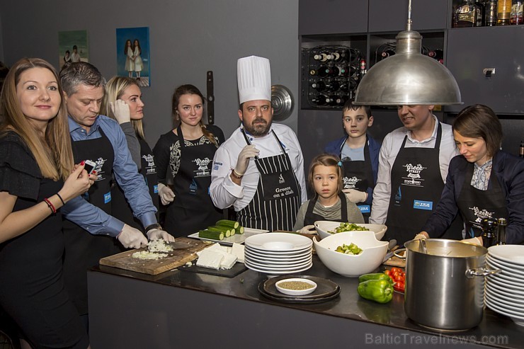 Grieķijas viesnīcu ķēde «Aldemar Resorts» un tūroperators «Tez Tour» atklāj gastronomiskos noslēpumus Grieķijas viesnīcu ķēde «Aldemar Resorts» un tūroperators «Tez Tour» atklāj gastronomiskos noslēpumus 189701