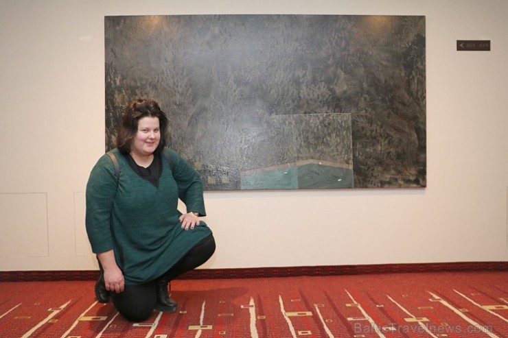 Talantīgā māksliniece Sandra Strēle izstāda gleznu sēriju «Melanholija» viesnīcā «Radisson Blu Hotel Elizabete» Talantīgā māksliniece Sandra Strēle izstāda gleznu sēriju «Melanholija» viesnīcā «Radisson Blu Hotel Elizabete» 189877