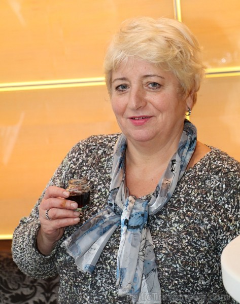 Talantīgā māksliniece Sandra Strēle izstāda gleznu sēriju «Melanholija» viesnīcā «Radisson Blu Hotel Elizabete» Talantīgā māksliniece Sandra Strēle izstāda gleznu sēriju «Melanholija» viesnīcā «Radisson Blu Hotel Elizabete» 189898