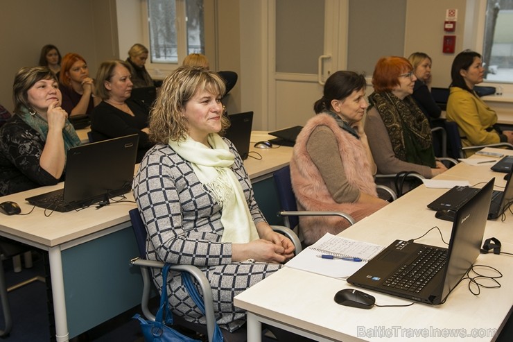Tūrisma uzņēmēji piedalijās apmācību seminārā, kurā uzmanība tika pievērsta diviem jautājumiem- Tūrisma produkts un Informācijas tehnoloģiju iespējas Tūrisma uzņēmēji piedalijās apmācību seminārā, kurā uzmanība tika pievērsta diviem jautājumiem- Tūrisma produkts un Informācijas tehnoloģiju iespējas 190929