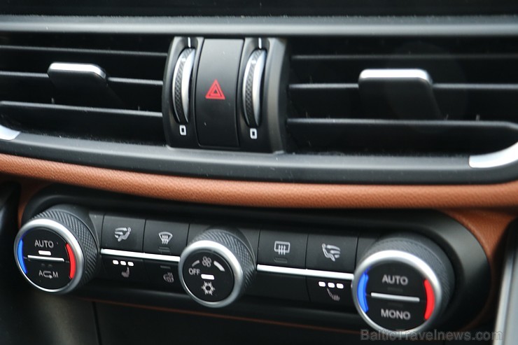 Travelnews.lv redakcija 3 dienas apceļo Vidzemi ar jauno Alfa Romeo Giulia 2.2 180 MJet AT Super Travelnews.lv redakcija 3 dienas apceļo Vidzemi ar jauno Alfa Romeo Giulia 2.2 180 MJet AT Super 191108