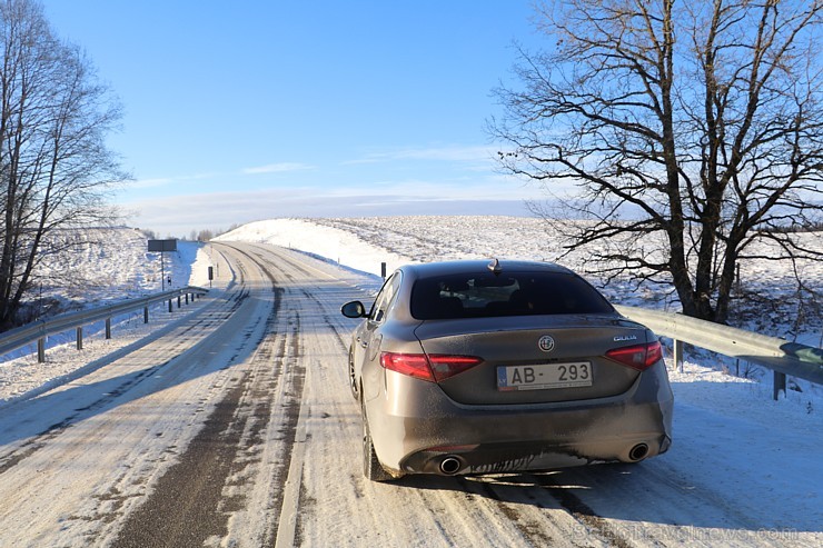 Travelnews.lv redakcija 3 dienas apceļo Vidzemi ar jauno Alfa Romeo Giulia 2.2 180 MJet AT Super Travelnews.lv redakcija 3 dienas apceļo Vidzemi ar jauno Alfa Romeo Giulia 2.2 180 MJet AT Super 191111