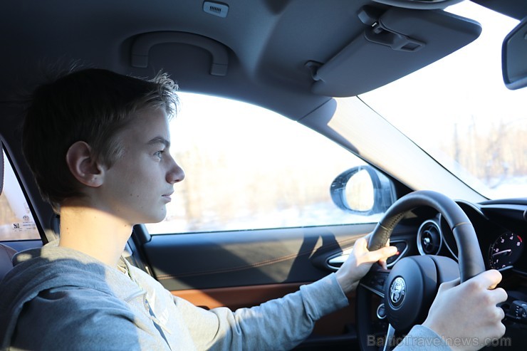Travelnews.lv redakcija 3 dienas apceļo Vidzemi ar jauno Alfa Romeo Giulia 2.2 180 MJet AT Super Travelnews.lv redakcija 3 dienas apceļo Vidzemi ar jauno Alfa Romeo Giulia 2.2 180 MJet AT Super 191116