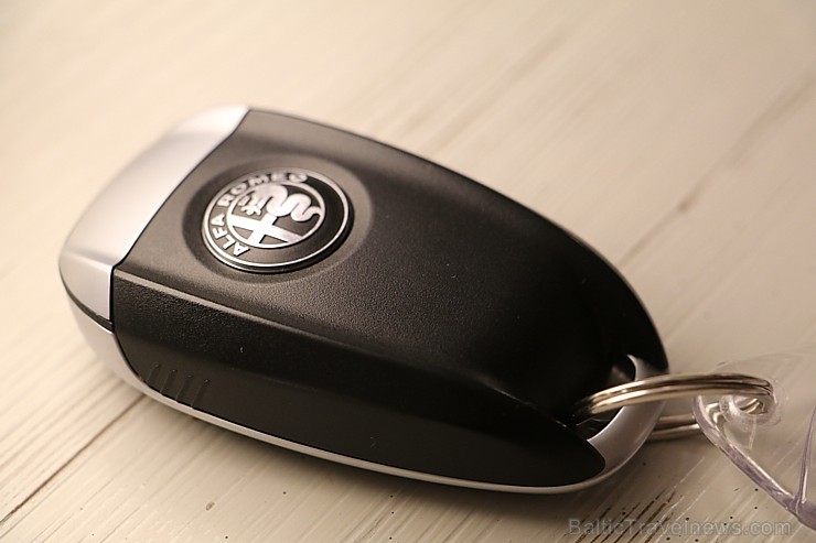 Travelnews.lv redakcija 3 dienas apceļo Vidzemi ar jauno Alfa Romeo Giulia 2.2 180 MJet AT Super Travelnews.lv redakcija 3 dienas apceļo Vidzemi ar jauno Alfa Romeo Giulia 2.2 180 MJet AT Super 191142